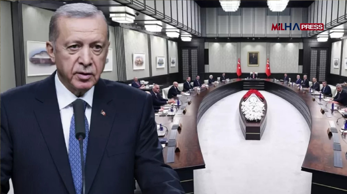 Kabine’de değişiklik mesajı veren Cumhurbaşkanı Erdoğan, 2 bakanla yolları ayırabilir